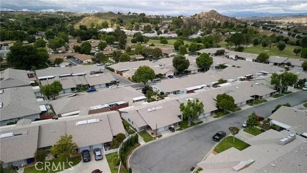 Property Slideshow image 2 of 25 | 26801 circle of the oaks, Newhall, CA, 91321