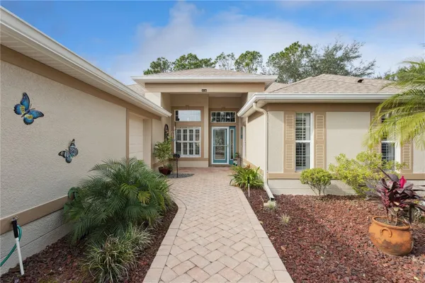 Property Slideshow image 2 of 36 | 24215 belle mede dr, Leesburg, FL, 34748