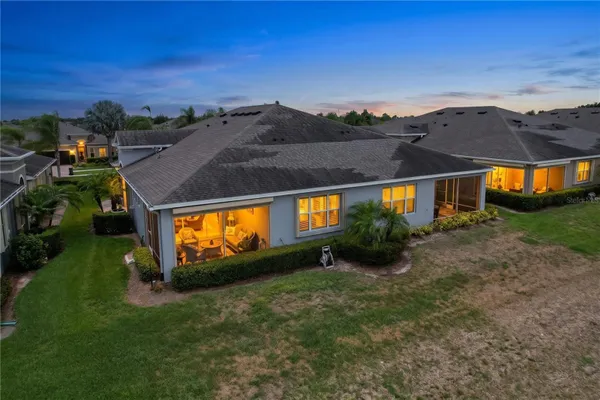 Property Slideshow image 3 of 90 | 614 chipper dr, Sun City Center, FL, 33573