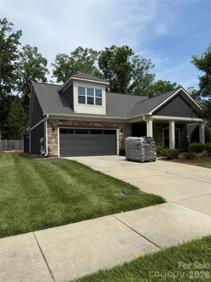 Property Slideshow image 2 of 3 | 1617 traditions ct 4, Waxhaw, NC, 28173