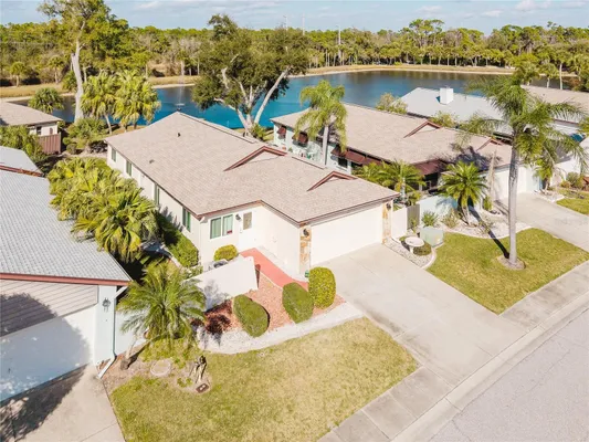 Property Slideshow image 3 of 39 | 689 linden dr, Englewood, FL, 34223