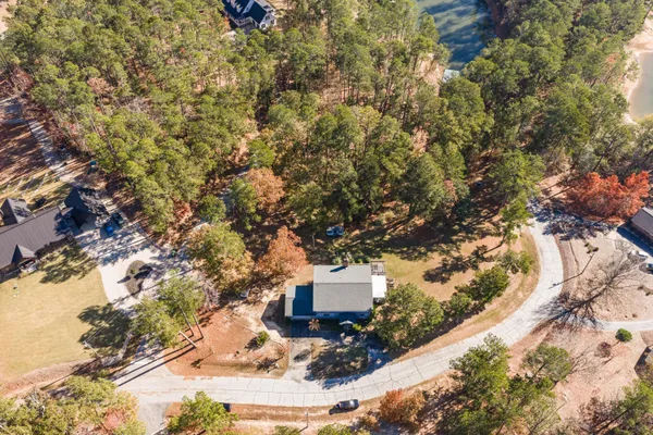 Property Slideshow image 2 of 44 | 203 christmas dr, Mc Cormick, SC, 29835