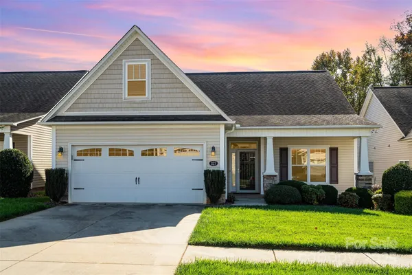 Property Slideshow image 2 of 28 | 327 river birch dr, Salisbury, NC, 28146