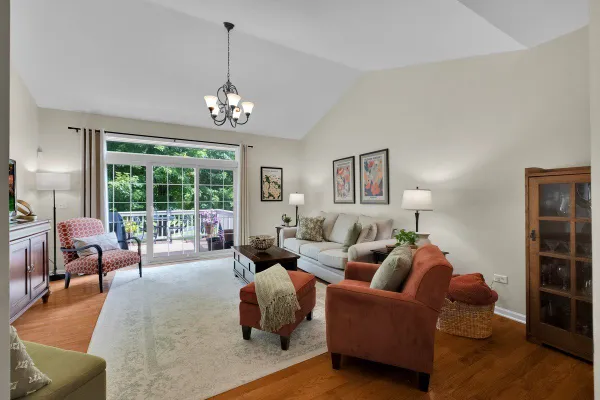 Property Slideshow image 3 of 45 | 1454 sedona ave, Aurora, IL, 60504