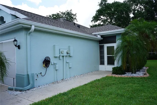 Property Slideshow image 3 of 58 | 652 mc daniel st, Sun City Center, FL, 33573