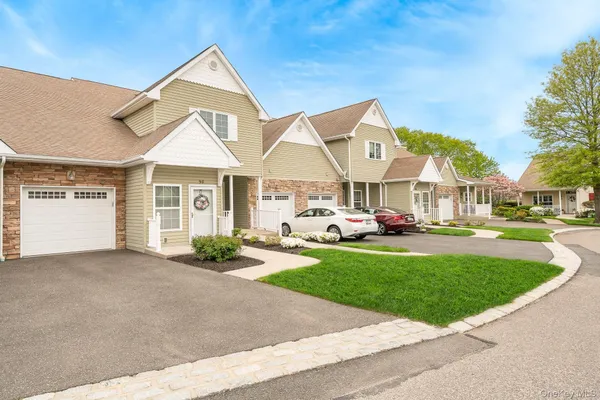 Property Slideshow image 2 of 38 | 98 andrew dr, Brookhaven, NY, 11766