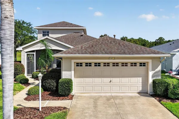 Property Slideshow image 2 of 64 | 5401 sir churchill dr, Leesburg, FL, 34748