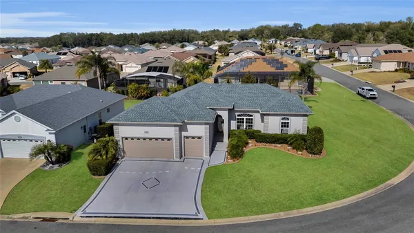 Property Slideshow image 2 of 36 | 17272 se 113th ave, Summerfield, FL, 34491