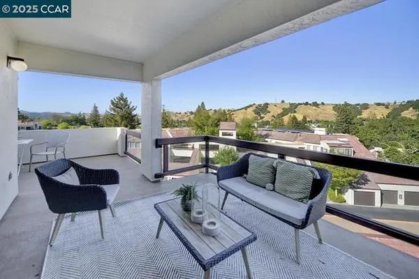 Property Slideshow image 3 of 58 | 3644 terra granada dr apt 1b, Walnut Creek, CA, 94595