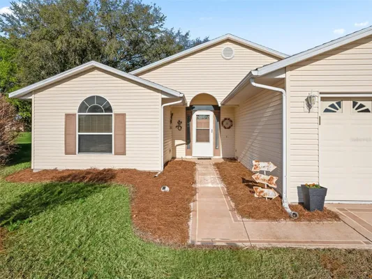 Property Slideshow image 3 of 36 | 32833 timberwood dr, Leesburg, FL, 34748