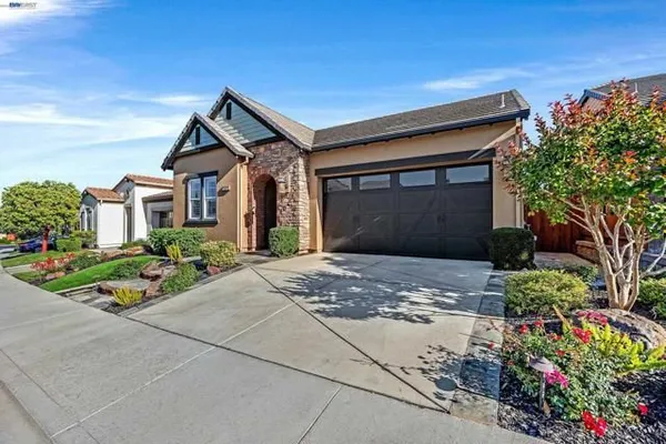 Property Slideshow image 2 of 67 | 1608 frascati way, Brentwood (Cc), CA, 94513