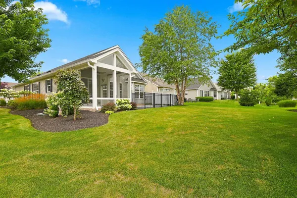 Property Slideshow image 3 of 26 | 13284 meadowlark ln, Huntley, IL, 60142
