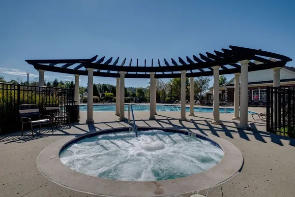 Property Slideshow image 3 of 57 | 894 meadowcrest way, Lebanon, TN, 37090