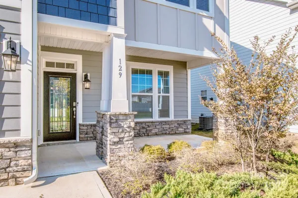 Property Slideshow image 3 of 30 | 129 candlelight way, Mooresville, NC, 28115