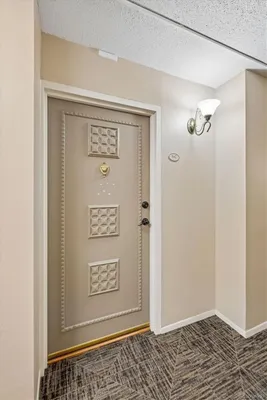 Property Slideshow image 2 of 50 | 615 s alton way 5c, Denver, CO, 80247