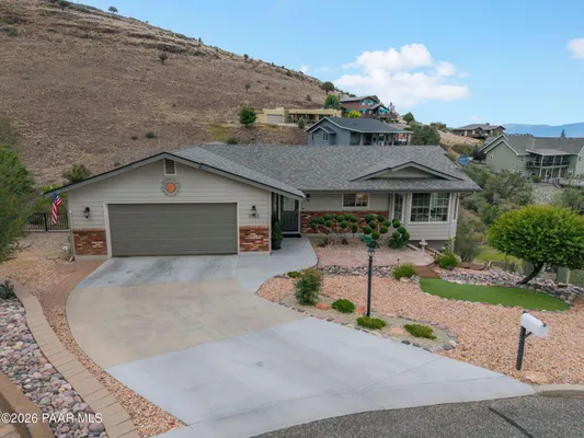 Property Slideshow image 2 of 35 | 4962 cactus pl, Prescott, AZ, 86301