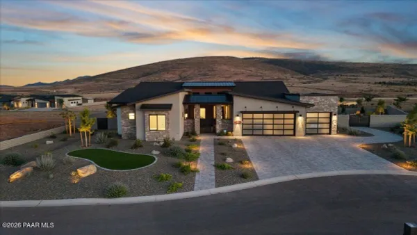 Property Slideshow image 2 of 59 | 5111 e lear st, Prescott Valley, AZ, 86314