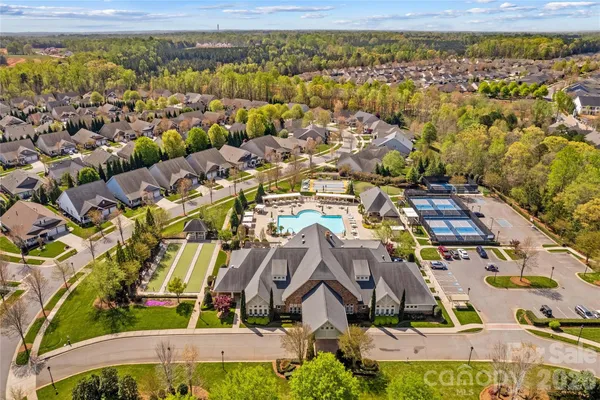 Property Slideshow image 2 of 35 | 11528 dublin crescent rd, Cornelius, NC, 28031