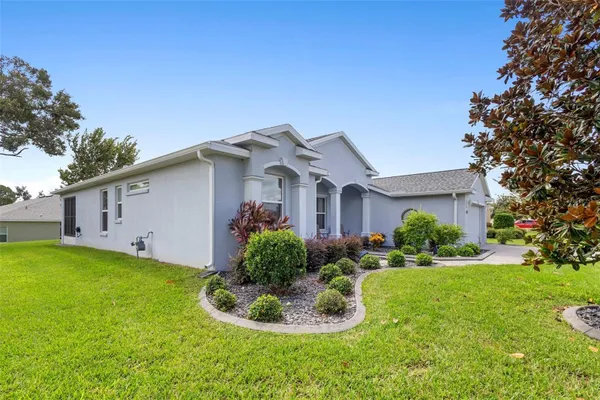 Property Slideshow image 2 of 33 | 27106 camerons run, Leesburg, FL, 34748