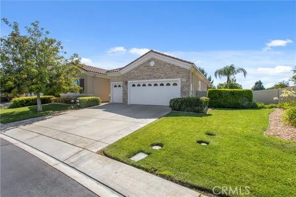 Property Slideshow image 2 of 41 | 1709 reyes ln, Beaumont, CA, 92223