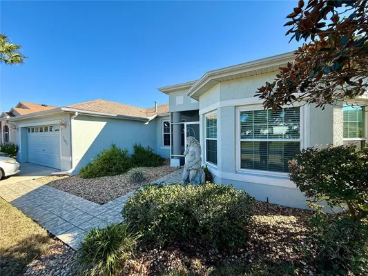 Property Slideshow image 3 of 21 | 15425 sw 14th avenue rd, Ocala, FL, 34473