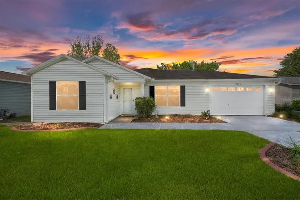 Property Slideshow image 2 of 48 | 17870 se 92nd amory ave, The Villages, FL, 32162