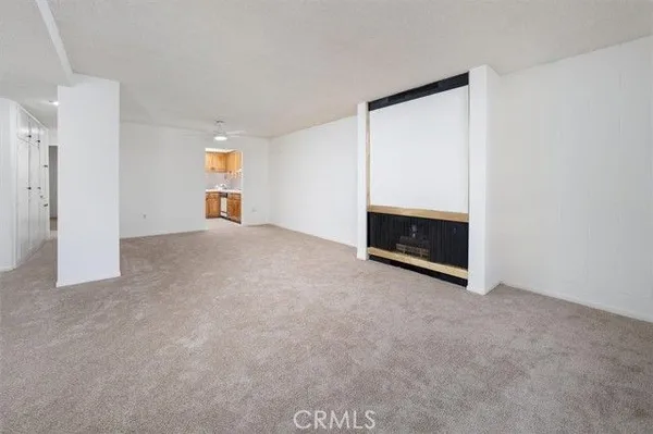 Property Slideshow image 2 of 46 | 26838 avenue of the oaks #c #c, Newhall, CA, 91321