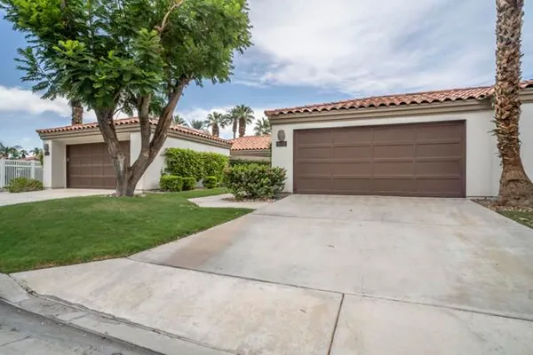 Property Slideshow image 2 of 41 | 55412 riviera, La Quinta, CA, 92253