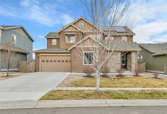 Property Slideshow image 2 of 9 | 6841 w asbury pl, Lakewood, CO, 80227
