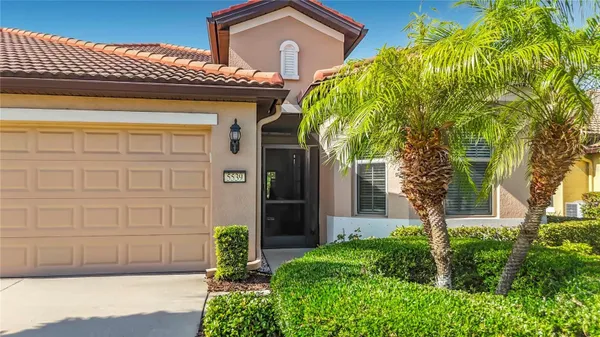 Property Slideshow image 2 of 49 | 5539 sunset falls dr, Apollo Beach, FL, 33572