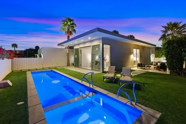 Property Slideshow image 2 of 36 | 542 skylar ln, Palm Springs, CA, 92262