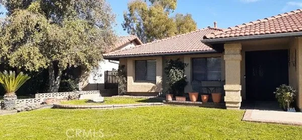 Property Slideshow image 3 of 25 | 1484 pepper tree dr, Hemet, CA, 92545