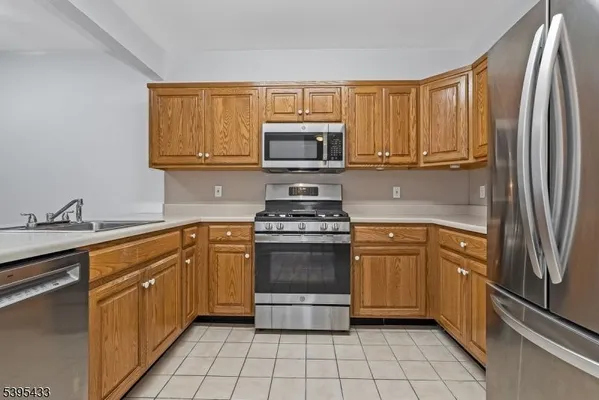 Property Slideshow image 3 of 42 | 202 cleveland ln, Rockaway Boro, NJ, 07866