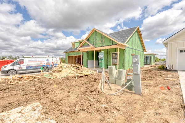 Property Slideshow image 2 of 12 | 16195 quarter pole ln, Westfield, IN, 46074