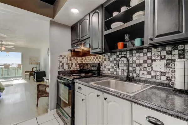 Property Slideshow image 3 of 40 | 4775 cove cir apt 1105, St Petersburg, FL, 33708