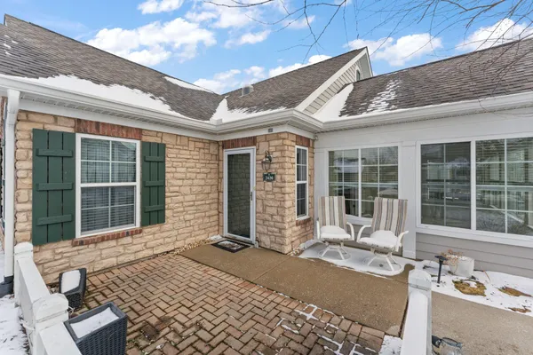Property Slideshow image 2 of 33 | 2426 allison cir 2426, Valparaiso, IN, 46383