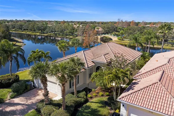 Property Slideshow image 2 of 71 | 5735 wilena pl, Sarasota, FL, 34238
