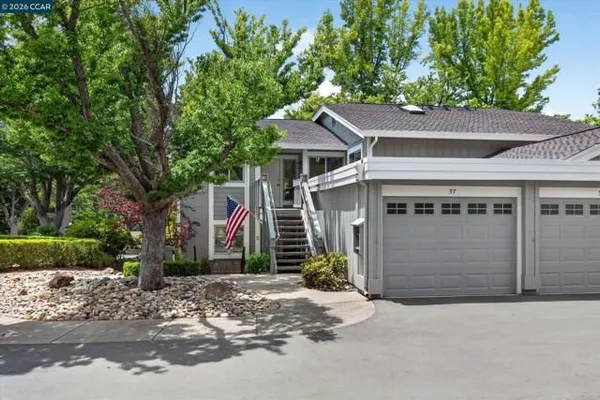 Property Slideshow image 2 of 42 | 896 terra california dr 1, Walnut Creek, CA, 94595