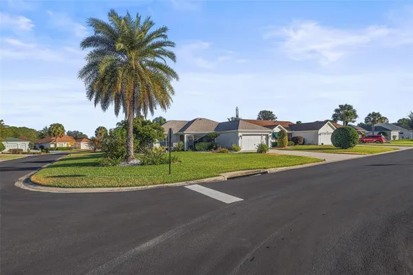 Property Slideshow image 2 of 38 | 2109 suarez ct, The Villages, FL, 32159