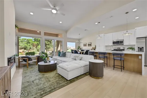 Property Slideshow image 2 of 32 | 9320 january dr, Las Vegas, NV, 89134