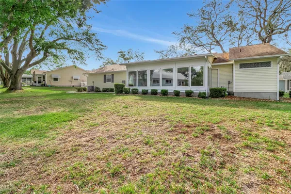 Property Slideshow image 2 of 19 | 1315 noble ct, Leesburg, FL, 34788