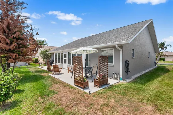 Property Slideshow image 2 of 41 | 510 eastlake dr, Haines City, FL, 33844