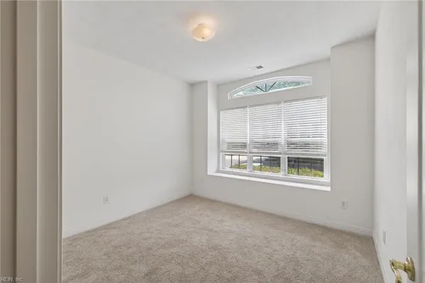 Property Slideshow image 3 of 27 | 2672 einstein dr, Virginia Beach, VA, 23456