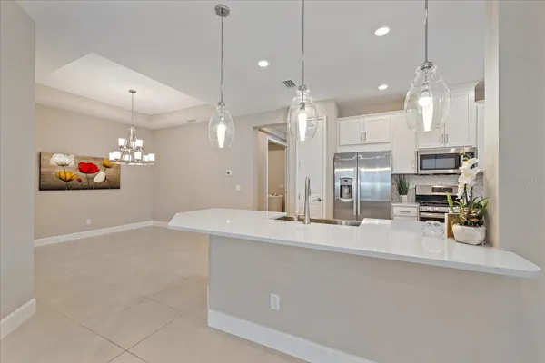 Property Slideshow image 3 of 38 | 6120 plateau ct, Bradenton, FL, 34203