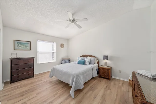 Property Slideshow image 3 of 34 | 16966 se 94th sunnybrook cir, The Villages, FL, 32162