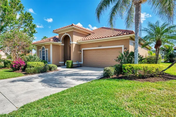 Property Slideshow image 3 of 80 | 13347 golf pointe dr, Port Charlotte, FL, 33953