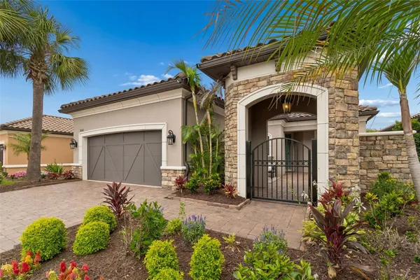 Property Slideshow image 2 of 95 | 8552 grand alberato rd, Tampa, FL, 33647