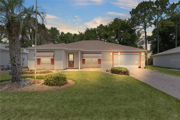 Property Slideshow image 2 of 48 | 2766 privada dr, The Villages, FL, 32162