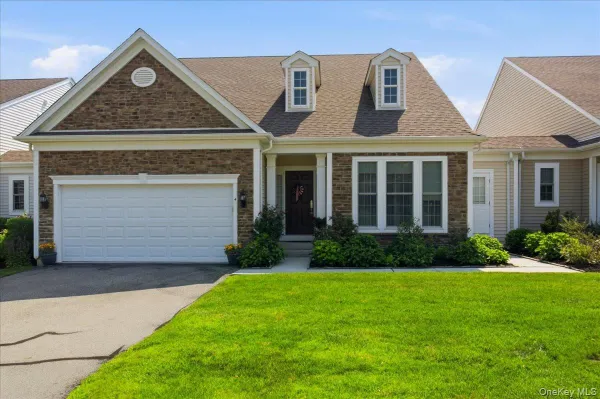 Property Slideshow image 2 of 38 | 4 reese ct, Carmel, NY, 10512