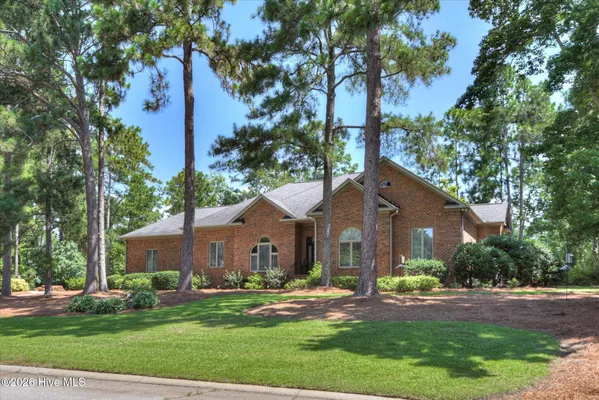 Property Slideshow image 2 of 58 | 100 nutmeg ct, Aiken, SC, 29803